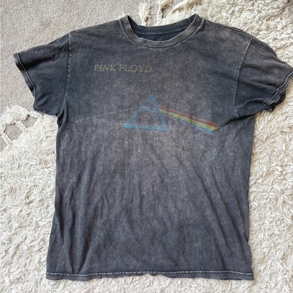 Pink Floyd Graphic Tee